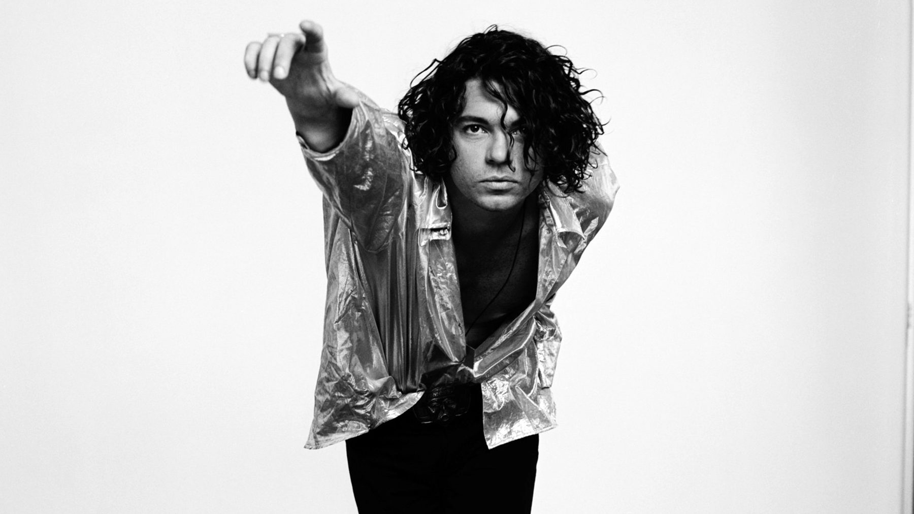 Film zatvaranja-revijalni program MYSTIFY: Majkl Hačins