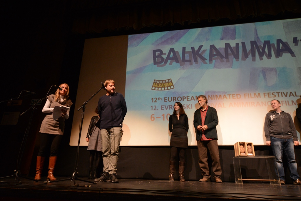 ВАТРОМЕТ ДОБРЕ ЕНЕРГИЈЕ - ДЕВ9Т у ДКСГ